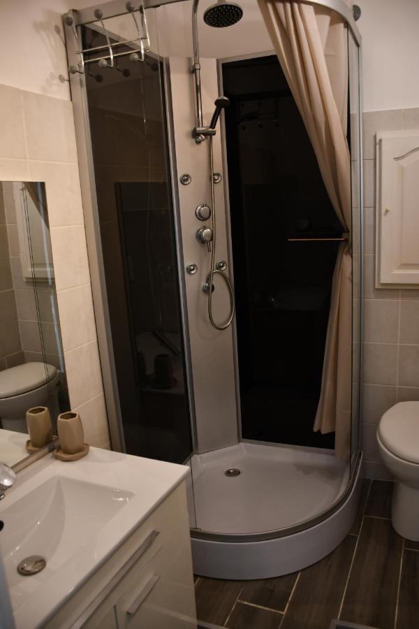 Le Patio H24,Cosy,Port,Plage,Wifi,Netflix Ла-Сейн-сюр-Мер Экстерьер фото
